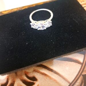Stunning Silver Avon Ring